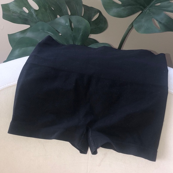 NWOT SPANX Everyday Shaping Panties Boyshort black - Picture 3 of 4